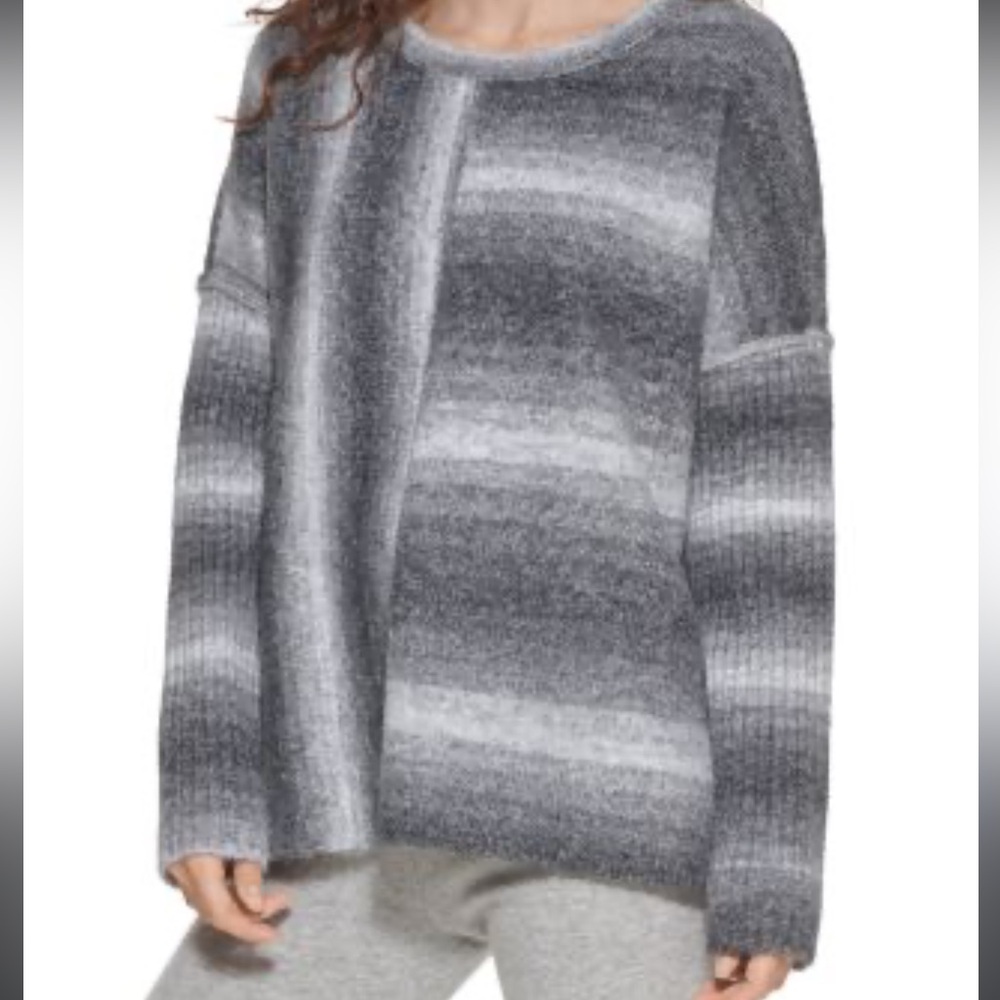 DKNY Gray Abstract Stripe Long-Sleeve Sweater - Women - Texturized - Medium